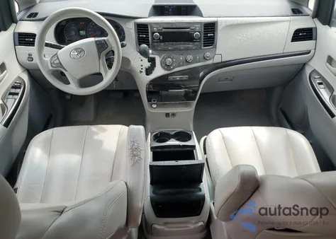 2012 Toyota Sienna Le из США, поврежденный, VIN 5TDKK3DC8CS241458